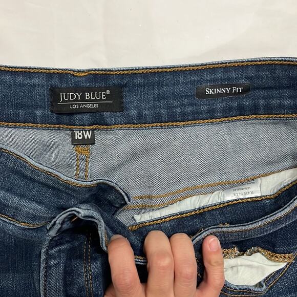 Judy Blue Skinny Fit Distressed Ripped Denim Casual Basic Jeans Plus Size 18W - Picture 5 of 9